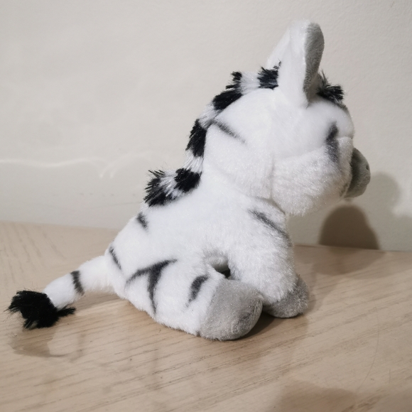 TY Beanie Babies Stripes - Picture 2 of 9